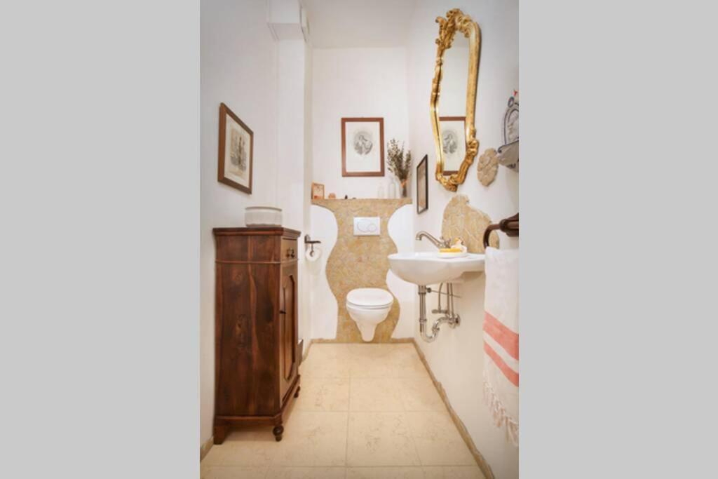 Casa Al Duomo-Nel Cuore Storico Di Meran Buitenkant foto